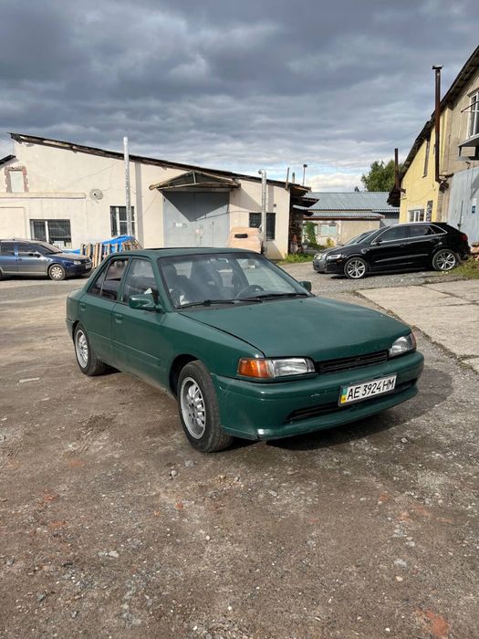 Продам Mazda 323