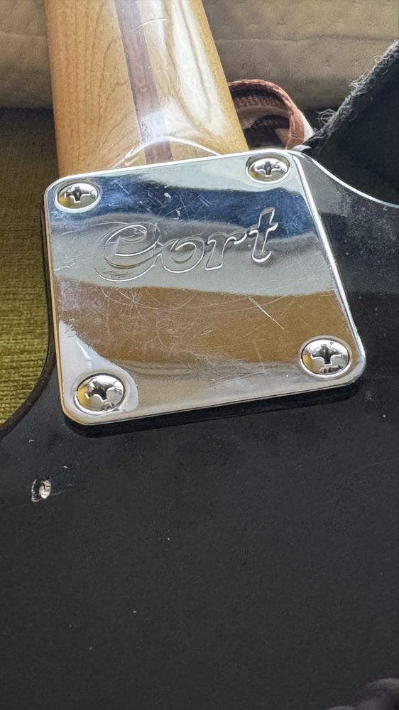 Gitara elektryczna Cort G-100