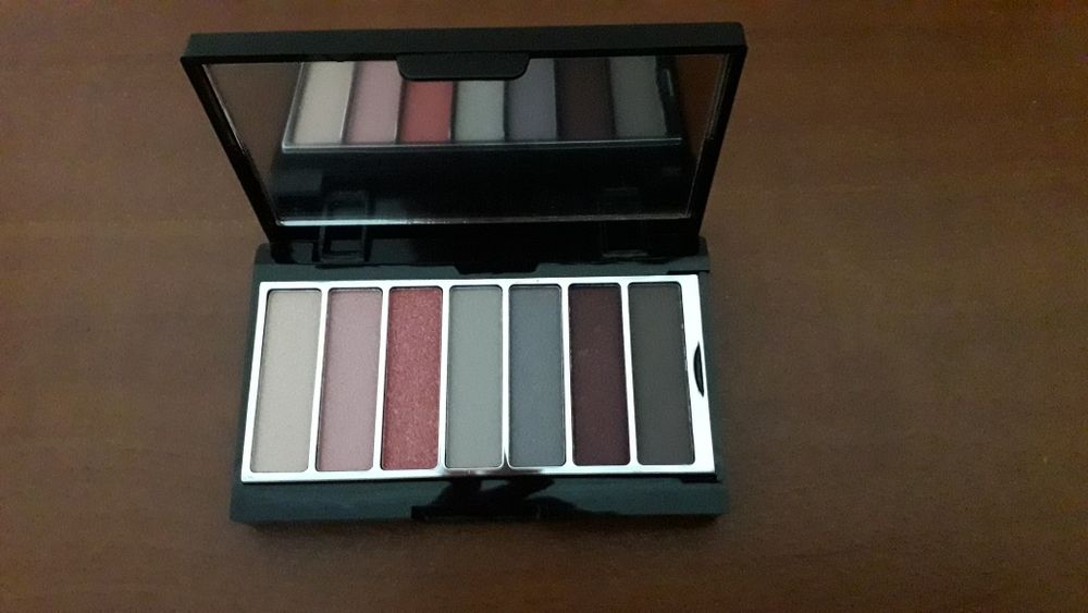 Paleta de cores para maquilhagem