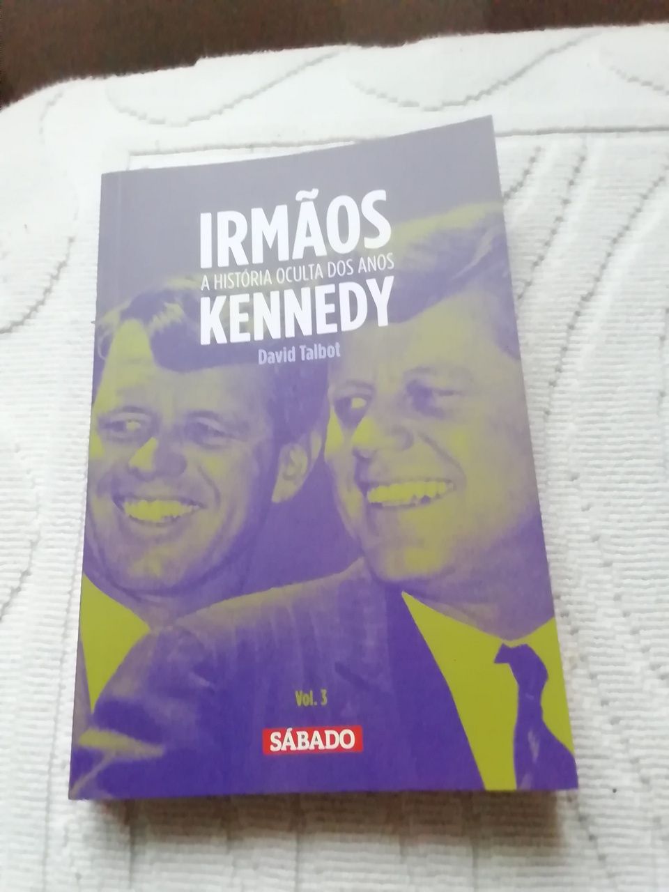 A história oculta dos anos Kennedy, Volume 3, novo