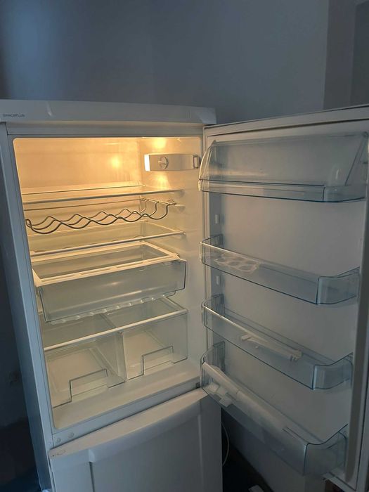 Lodówka Electrolux 155cm Spacestar