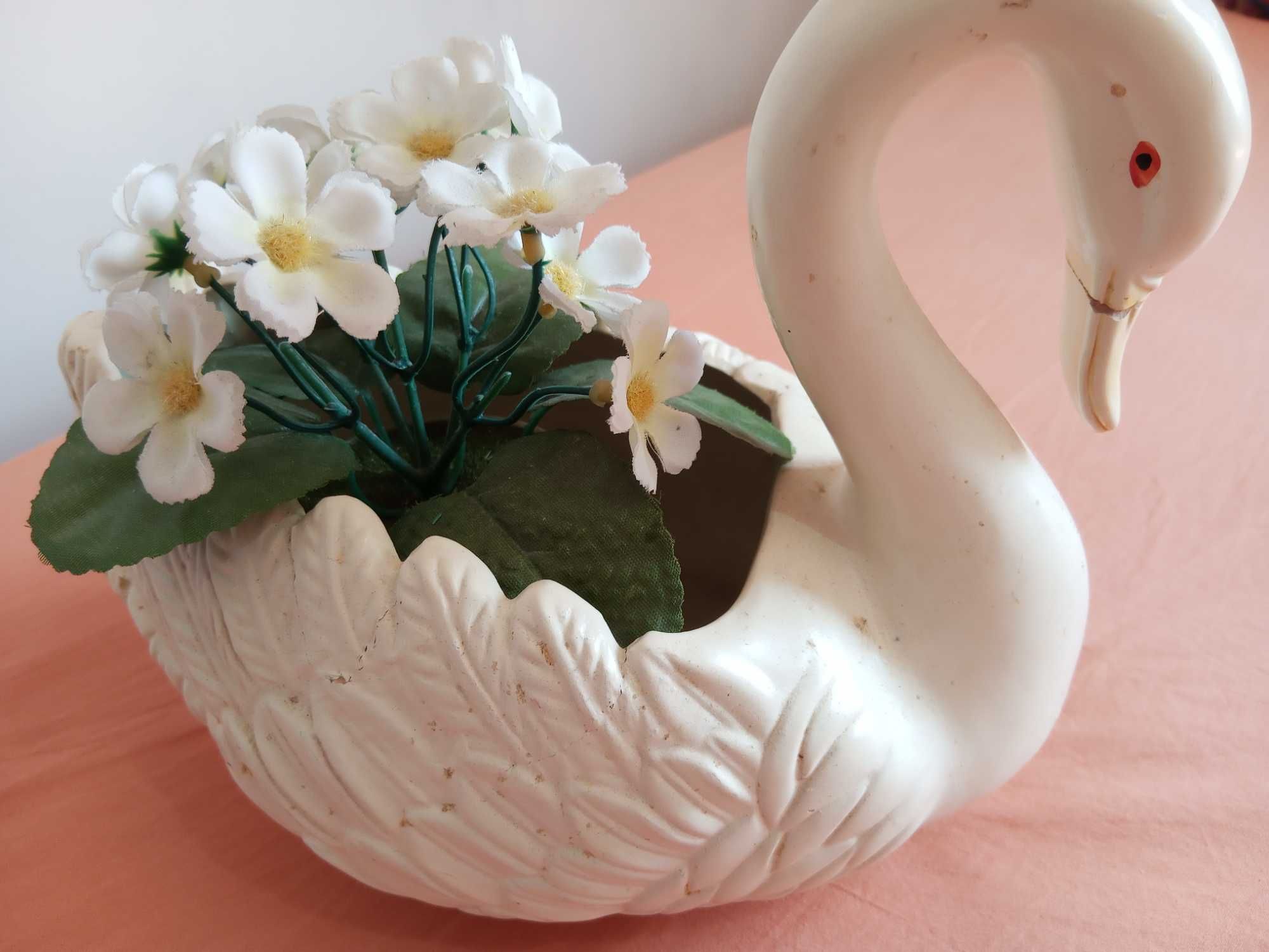 Cisne cerâmica, vaso, ex: peça centro mesa, antigo (23,5x20cm)