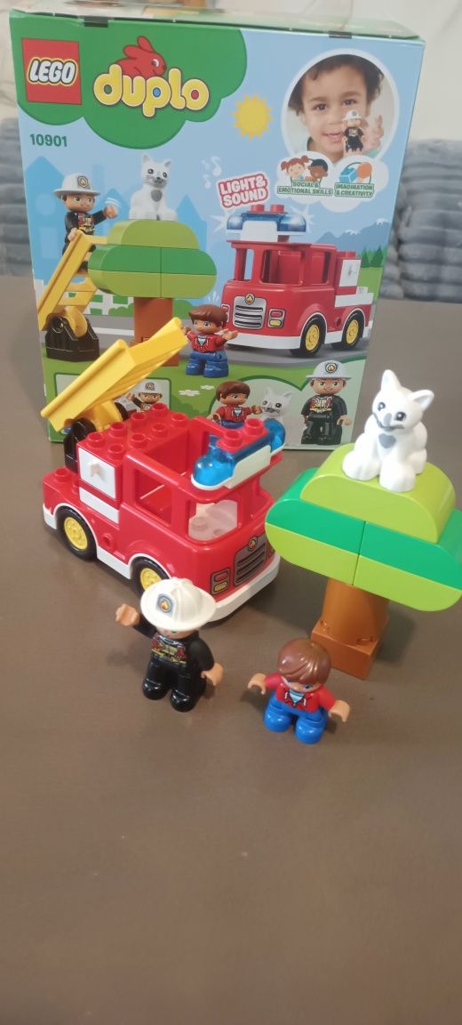 Lego Duplo 10902 straż ratuje kotka
