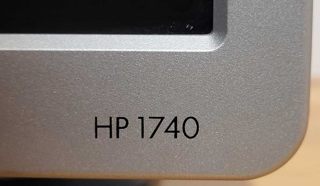 Monitor biurowy HP 1740 17” pivot, regulacja