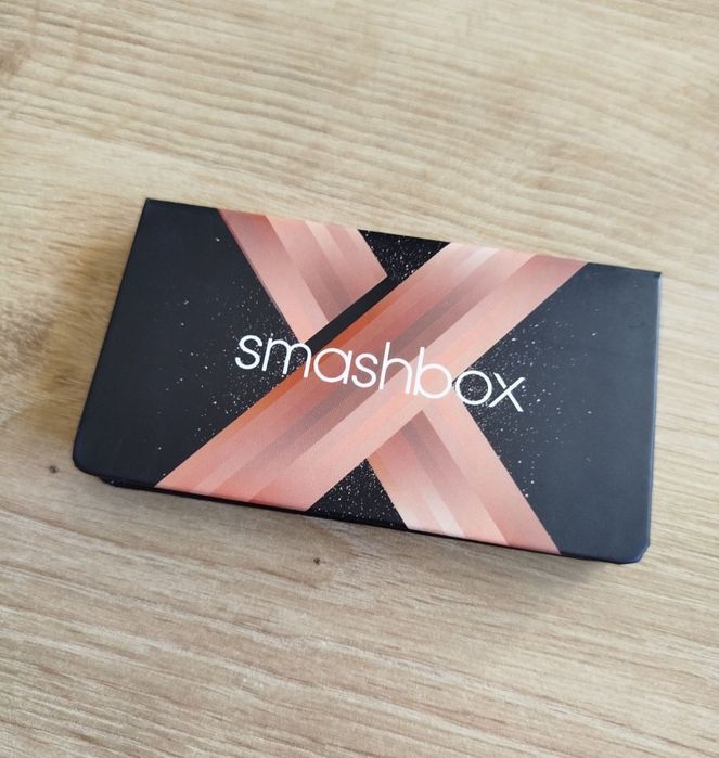 Dwie palety Mario i Smashbox