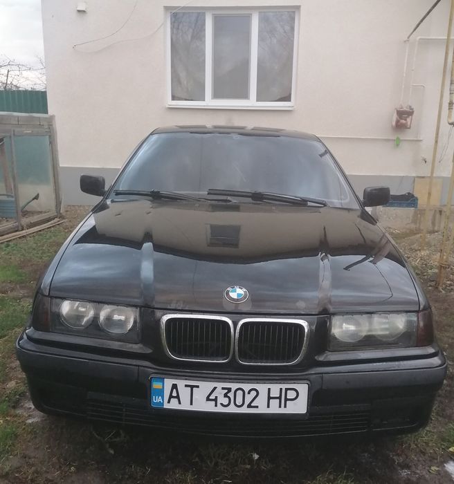 Продам бмв є36 находу.