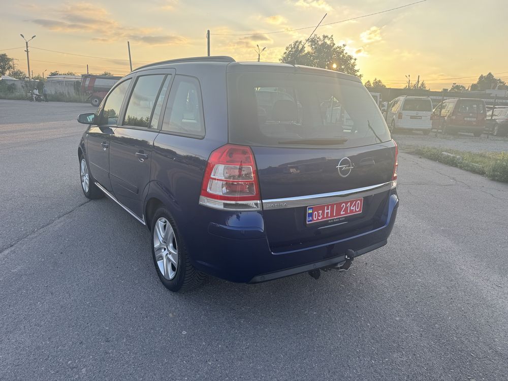Opel Zafira 1,6 бензин 7 місць