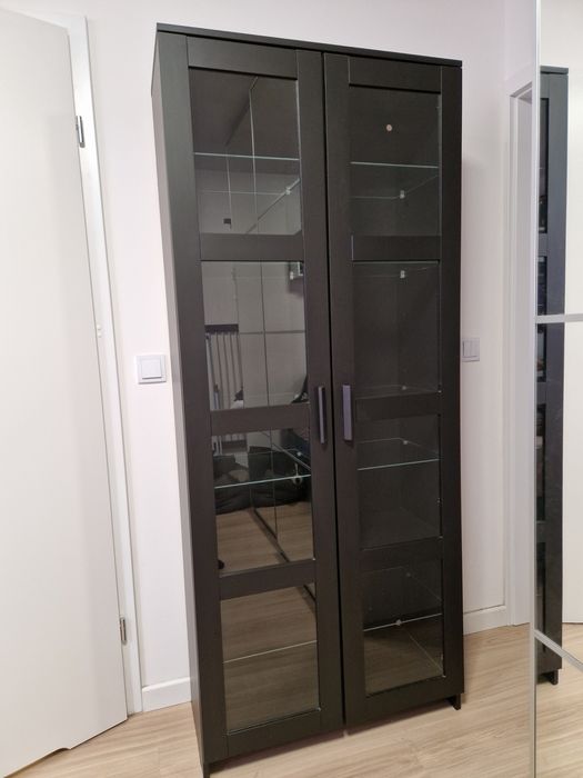 Brimnes Ikea witryna szklane drzwi