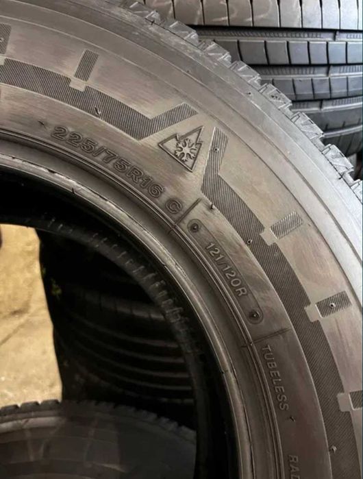 225/75 R16C BRIDGESTONE BLIZZAK W810 (99% прот) 205 215 235 65