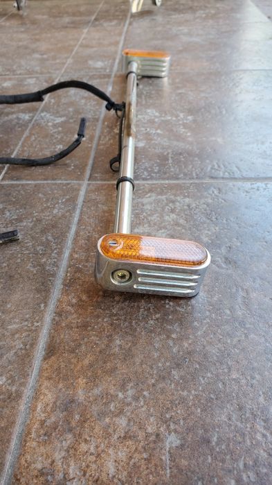 Повороти до мотоцикла з кріпленням.