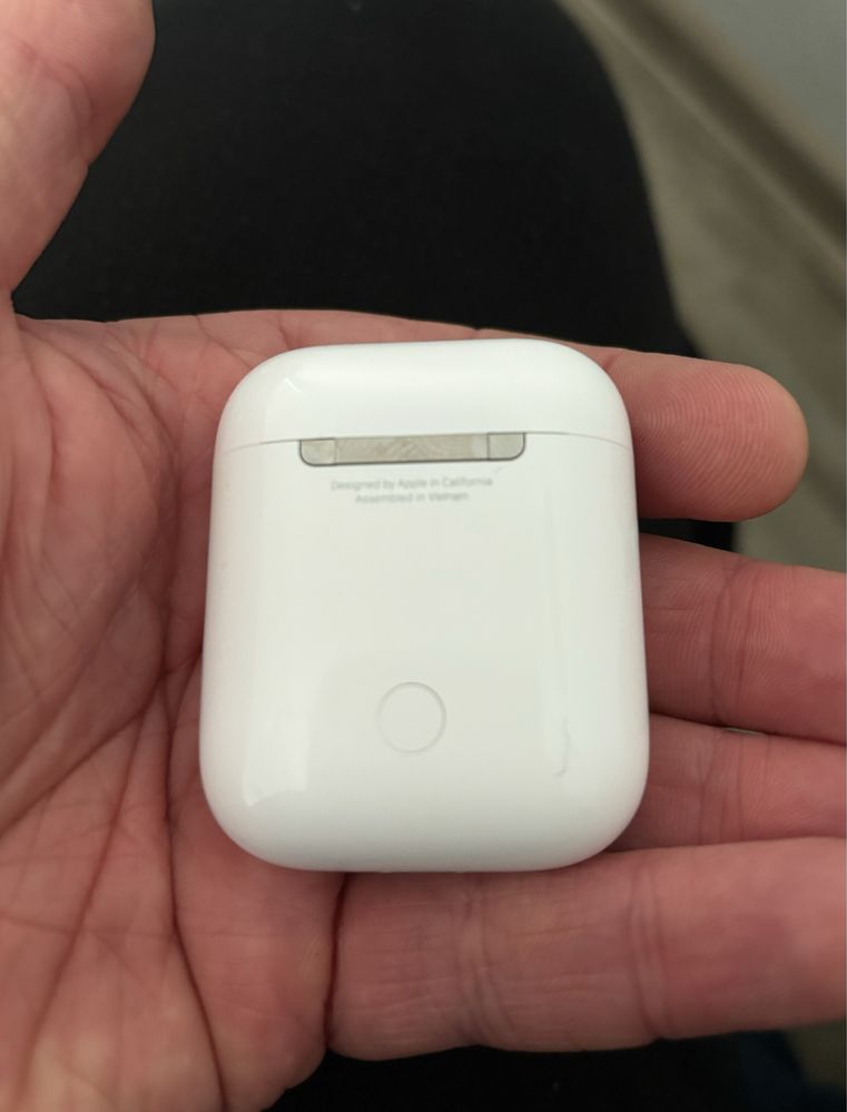 Apple Airpods (gen 2) na gwarancji do 04.2025 z fakturą i etui