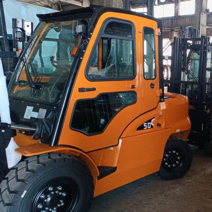 Навантажувач  погрузчик дизельні газ бензин електро Hangcha Hyundai