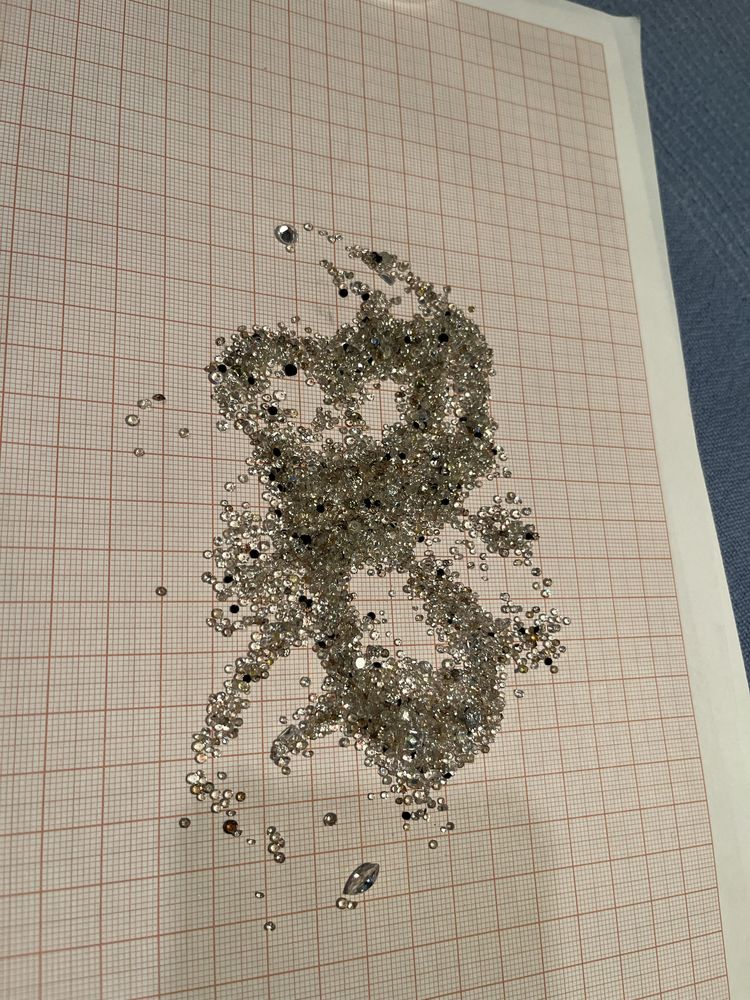 Kolorowe szklane kryształy Svarowskiego