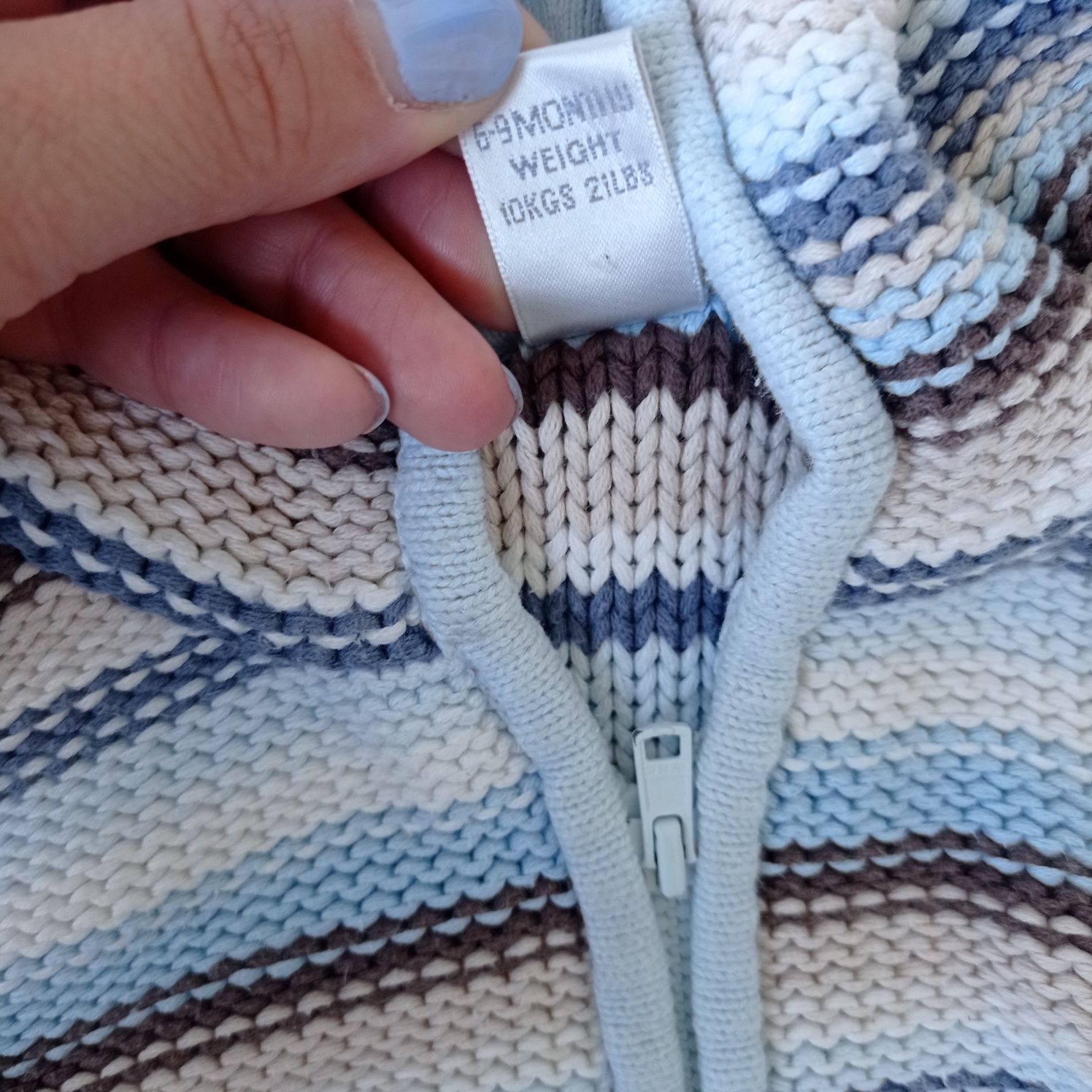 Sweterek ciepły kaptur  74 newborn