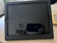 Ipad 9 generacji ze stojakiem metalowym