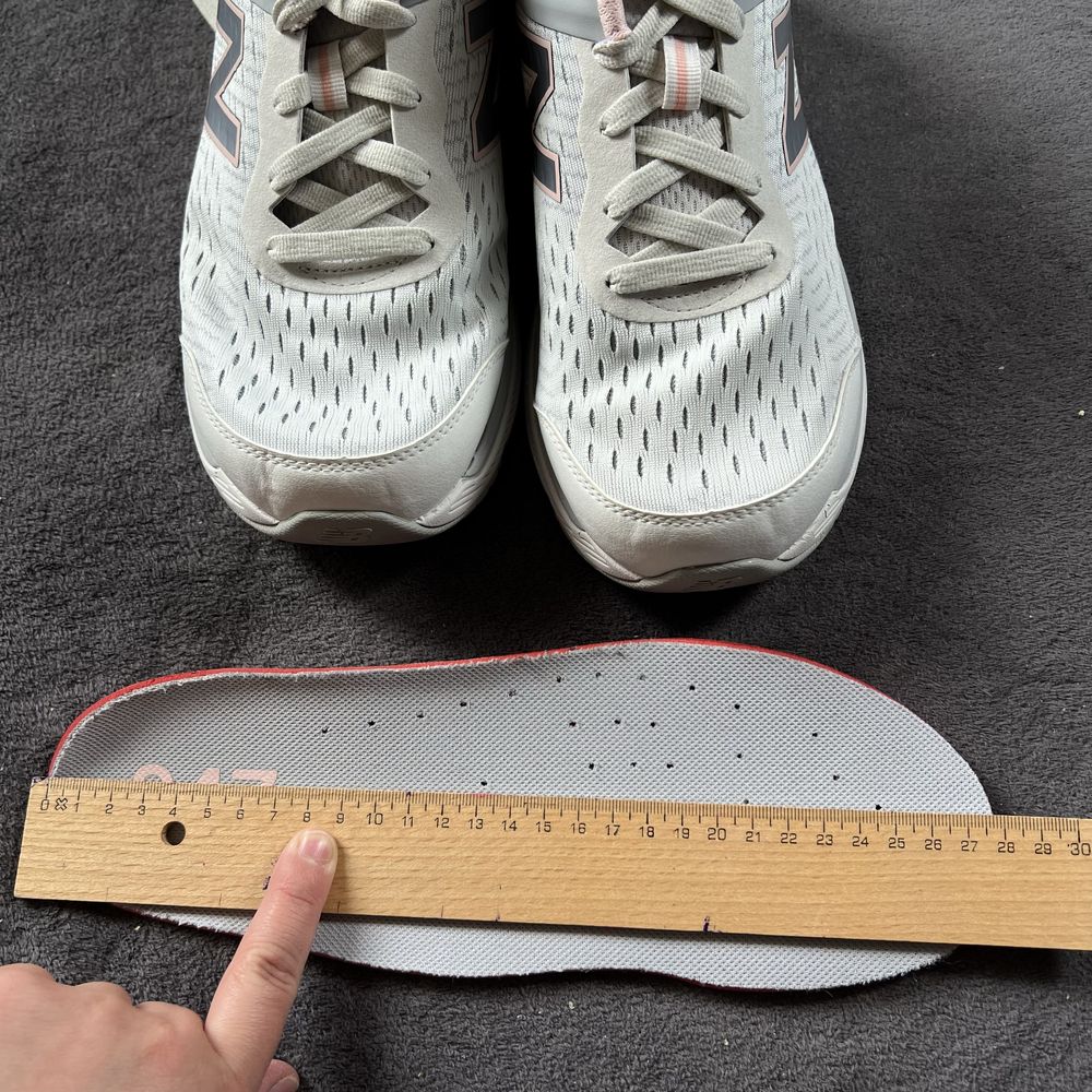 Жіночі кросівки New Balance 847v4. P. 41.5. Ідеал!!!