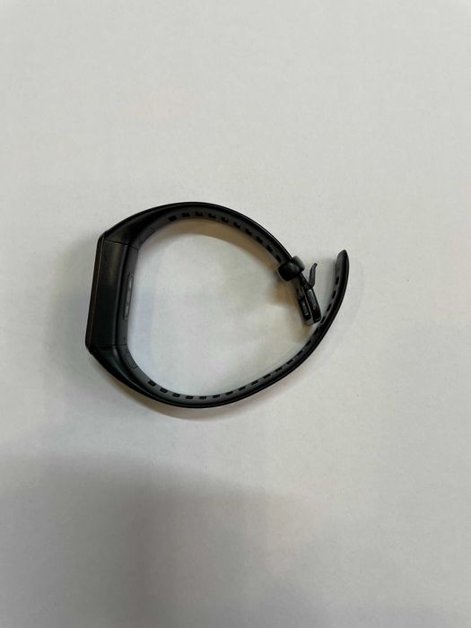 Фітнес браслет Huawei band 4