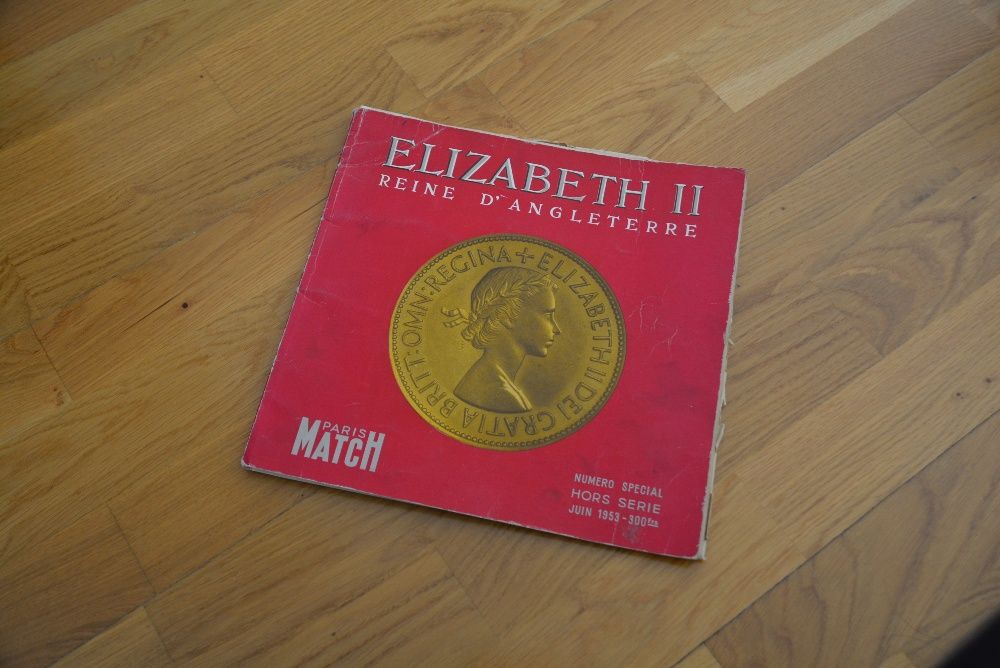 Paris Match - Elizabeth II - edição especial Rainha de Inglaterra