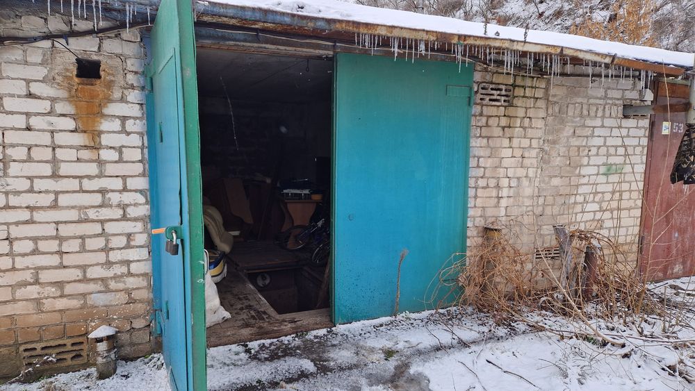Продам капітальний гараж
