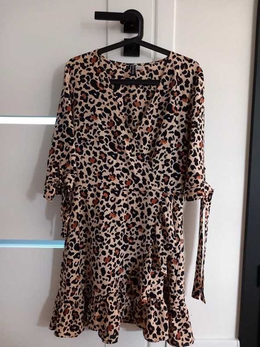 Sukienka kopertowa panterka H&M L
