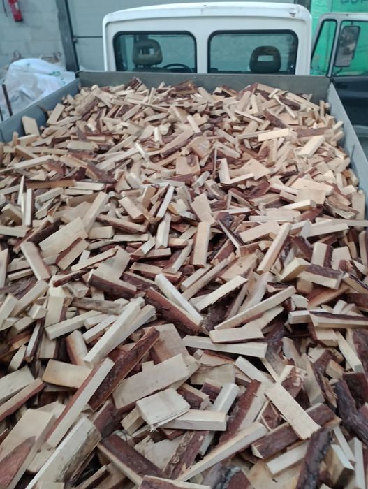 Drewno rozpałkowe suche  sosna, buk kostka