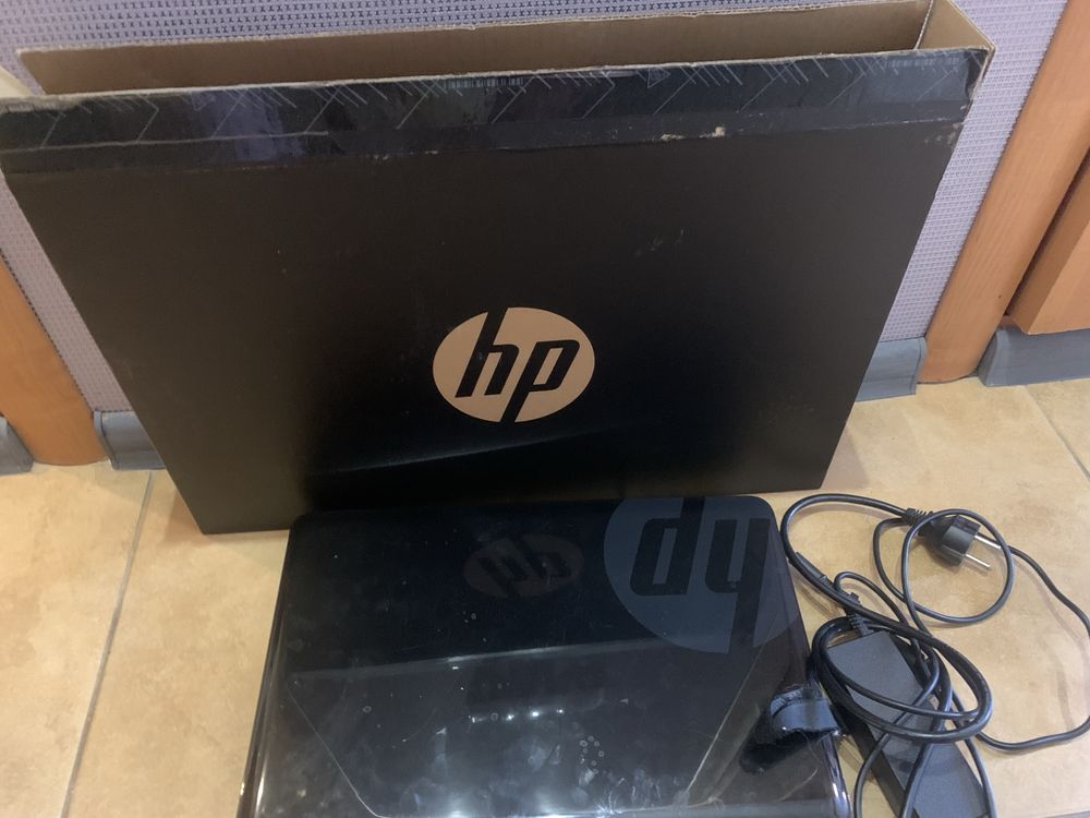 Ноутбук HP 2000 2d85sr непрацюючий