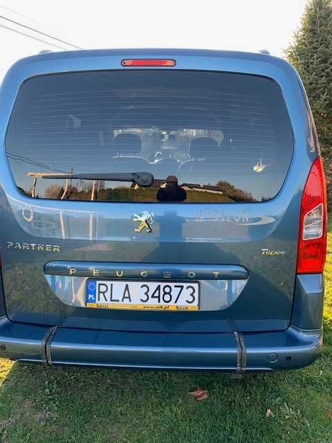 Peugeot Partner Specjalistyczny do przewozu osoby na wózku inwalidzkim