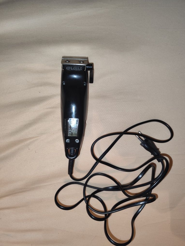 Машинка для стрижки Vitek vt-1362 bk