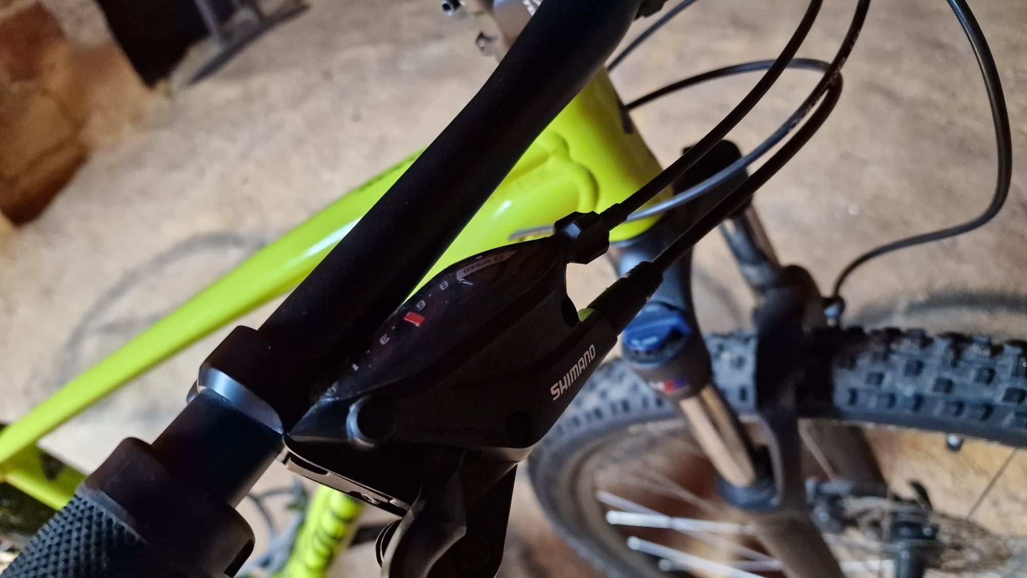 Bicicleta specialized como nova