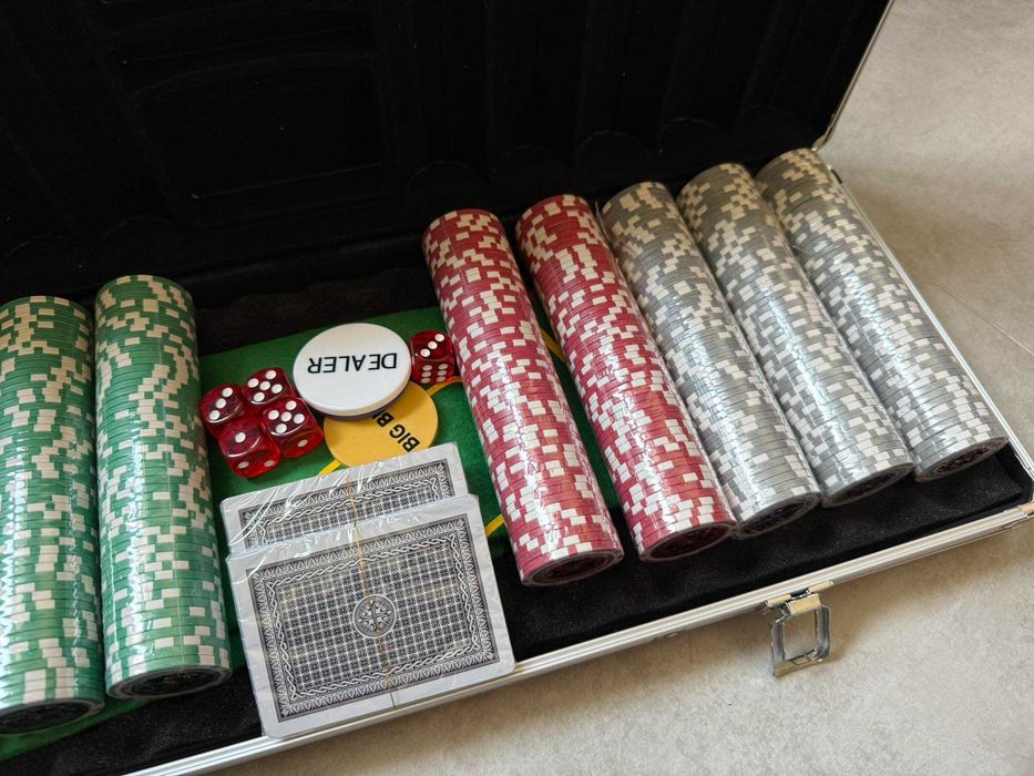 Zestaw do Pokera aż 500 żetonów 2 talie kart Walizka + Akcesoria