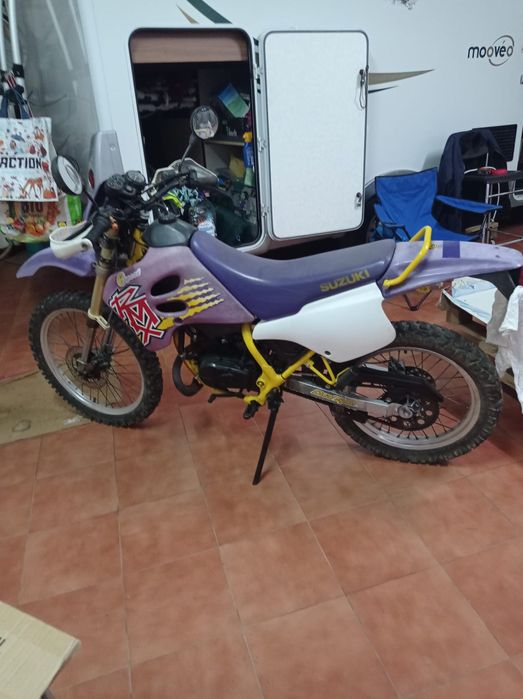 Suzuki RMX 50cc (com matrícula e documentos)