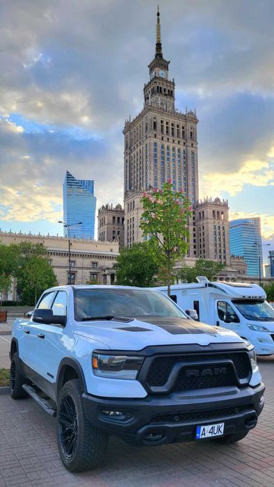 RAM 1500 5.7 Crew Cab Rebel