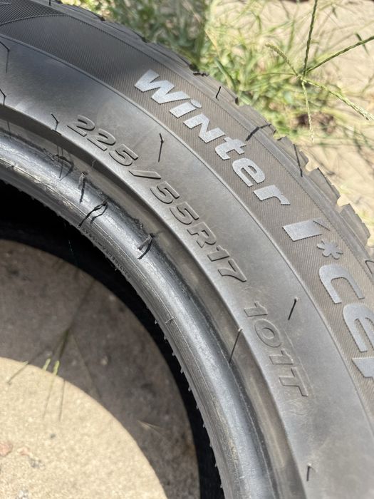 Продам зимнюю резину Hankook 225/55 R17