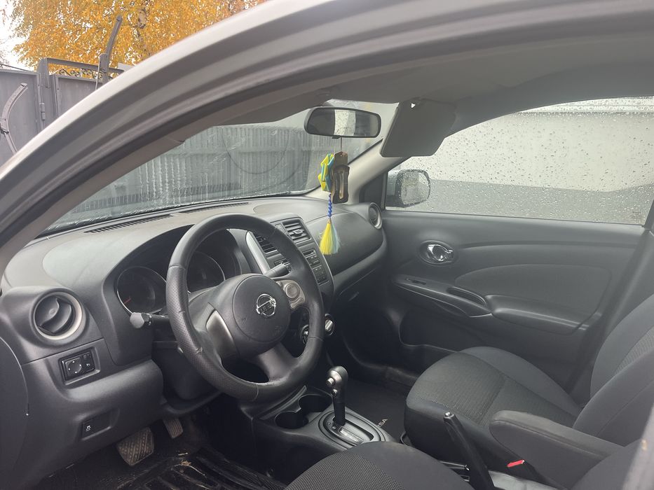 Продам авто Nissan Versa