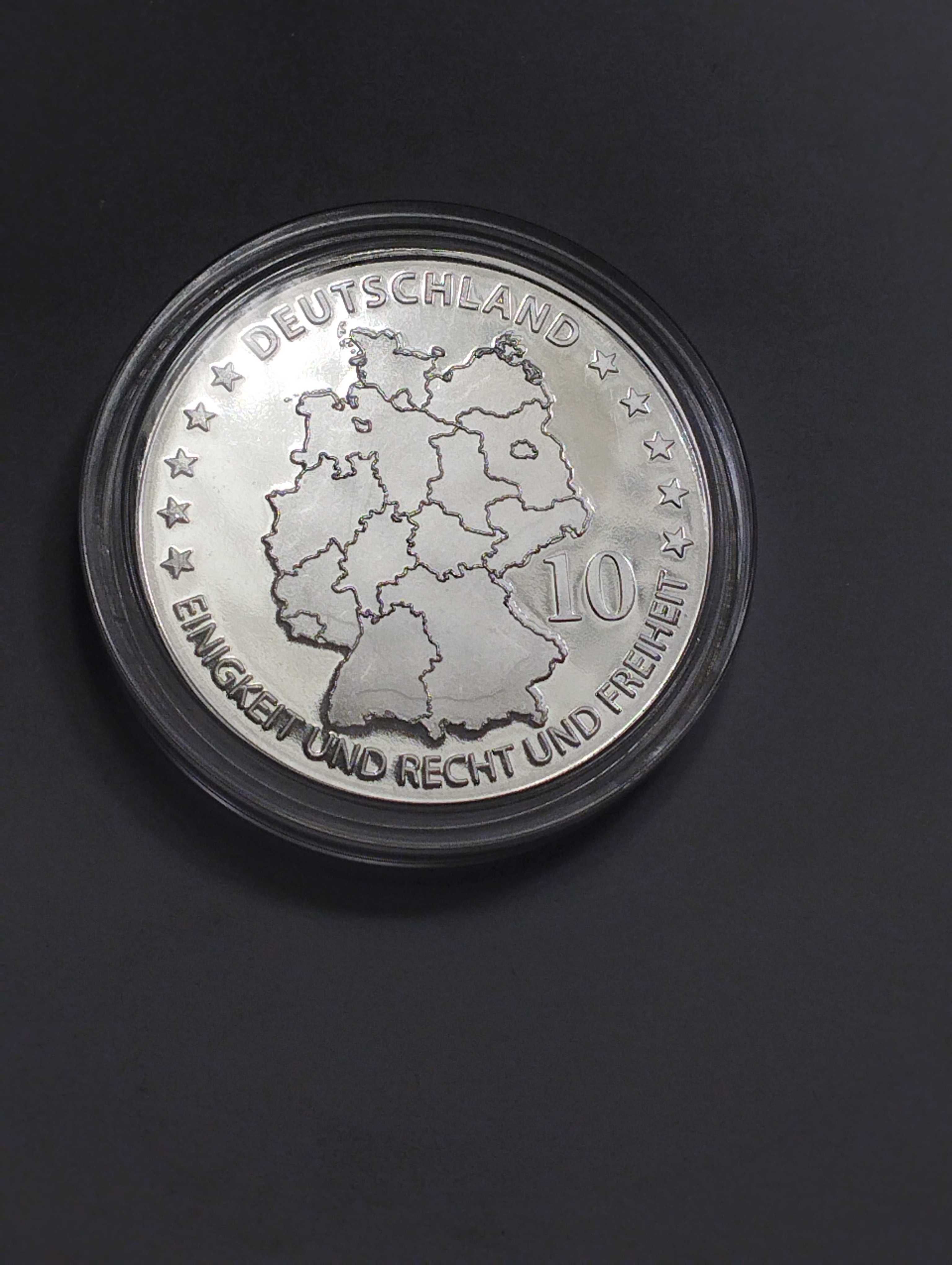 Nowy posrebrzany Medal w kapslu Wspólna Waluta UE 2002r.