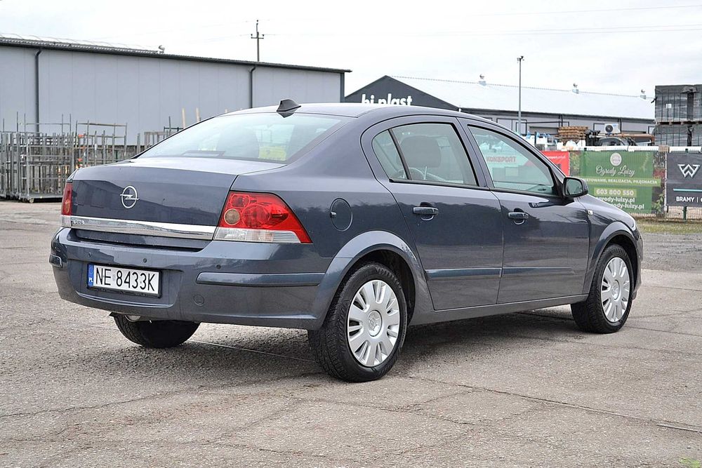 Opel Astra H 1,6 cm 2008r benzyna , klima , super stan , okazja !!