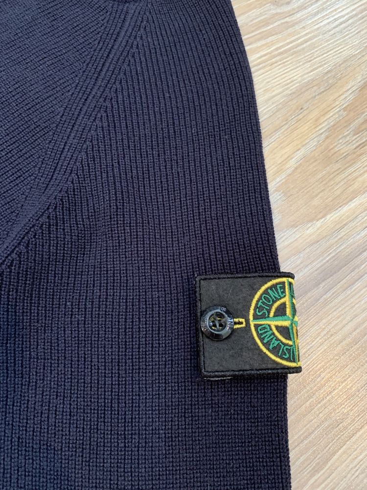 Светр чоловічий Stone Island