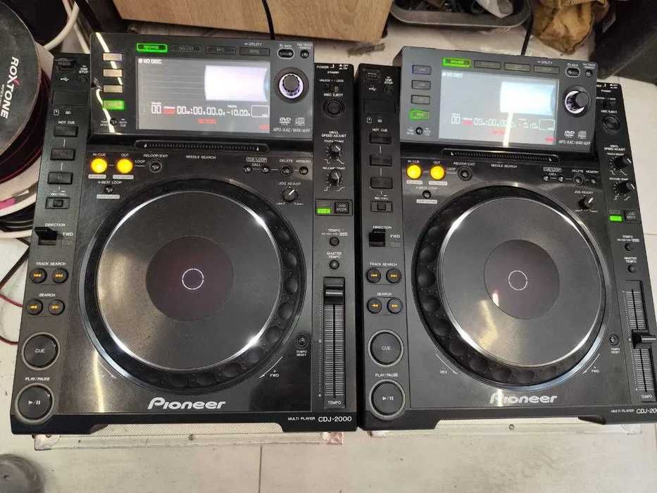 Pioneer cdj 2000