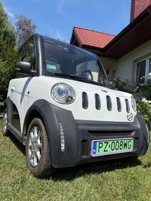 Microcar  Pojazd elektr. 2 tryby prędk. kat B1, AM