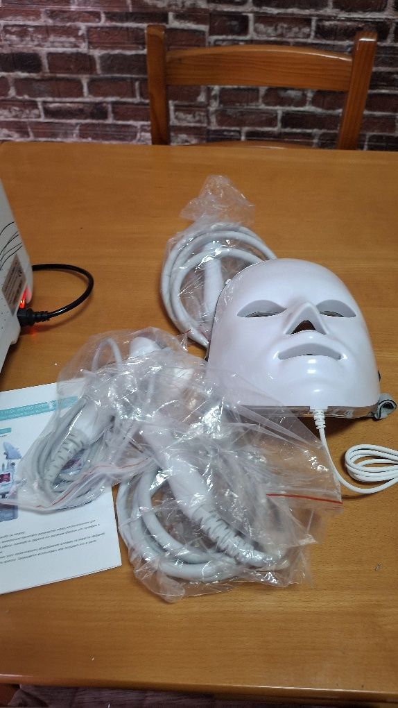 Hidro facial 7 em 1 nunca usada