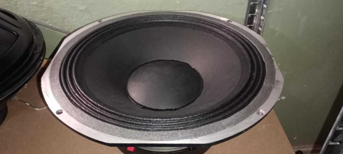 Fane Colosux 15XB Glosnik do subwoofera estradowego