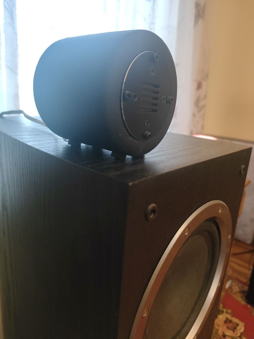 HECO Victa Prime 702 Black hI fi напольная акустика стерео пара