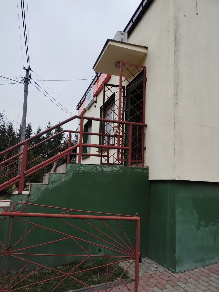 Sprzedam działkę z budynkiem