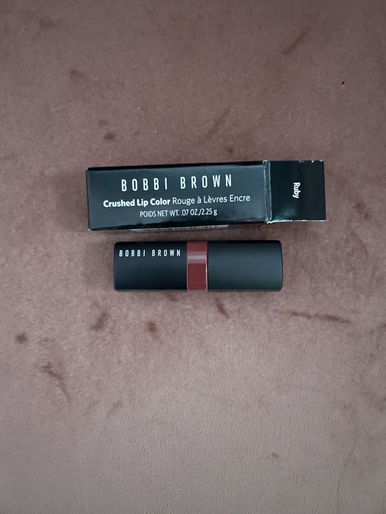 Bobbi Brown Crushed Lip Color pomadka do ust Ruby 2,25 g