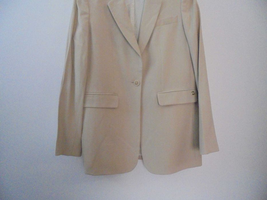 Blazer de senhora da marca DECENIO