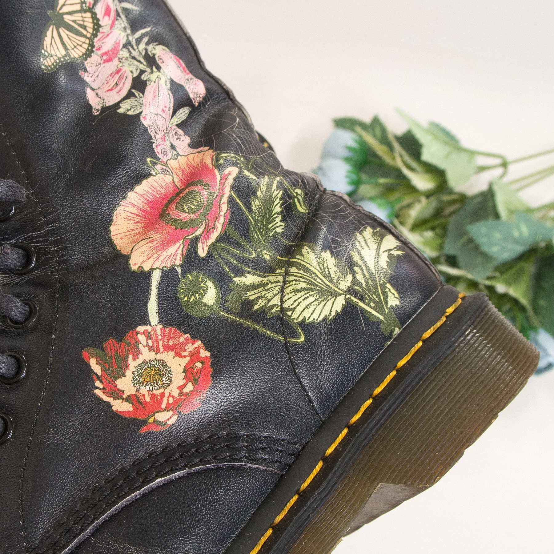 Ботинки грубые кожаные, Dr Martens. Натуральная кожа.