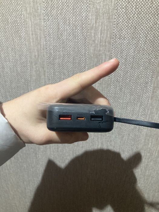 Павербанк на 20000mah та швидкою зарядкою
