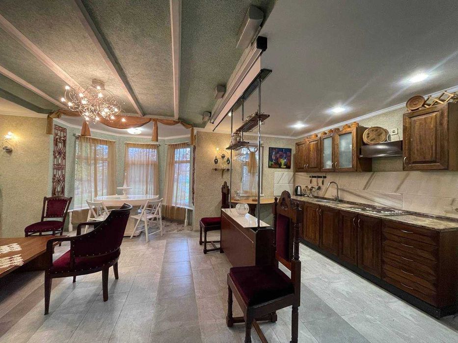 Продається будинок мрії на Дамбі