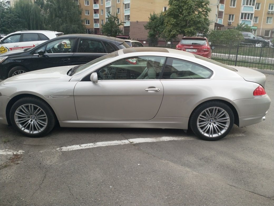 Легковий автомобіль марки BMW 645i