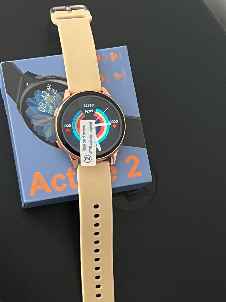 Damski zegarek Smart watch z funkcji połączenia + słuchawki